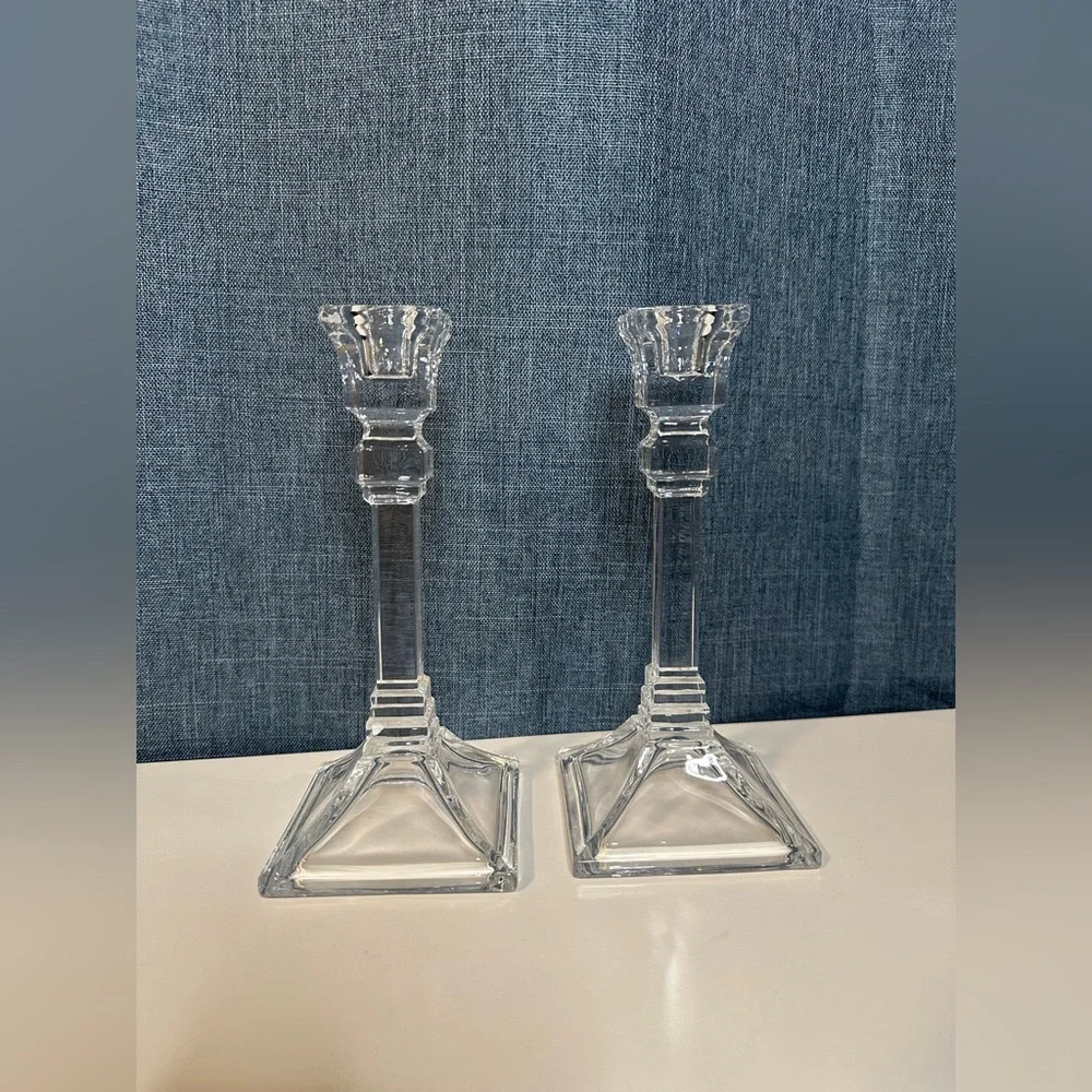 N/A contemporary elegant